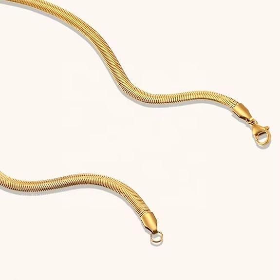 Dapper Men's Golden Snake Chain