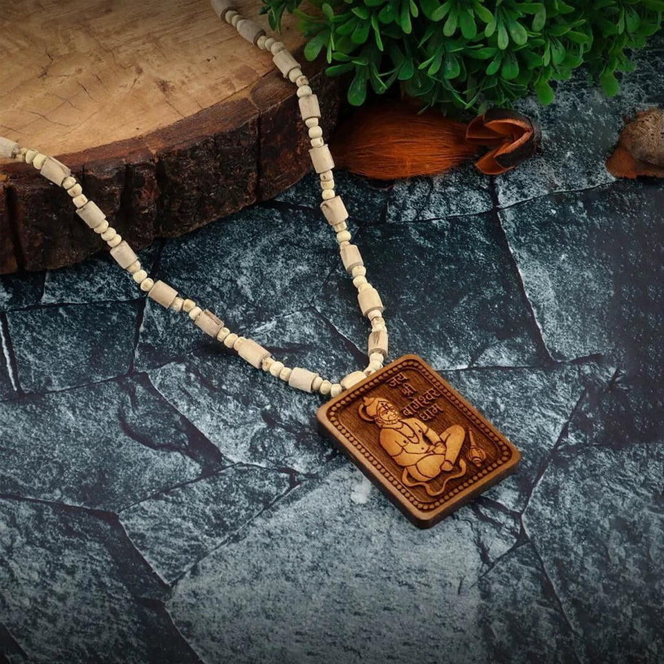 Shreeleela Bageshwar Dham Tulsi Mala and Hanumanji Locket