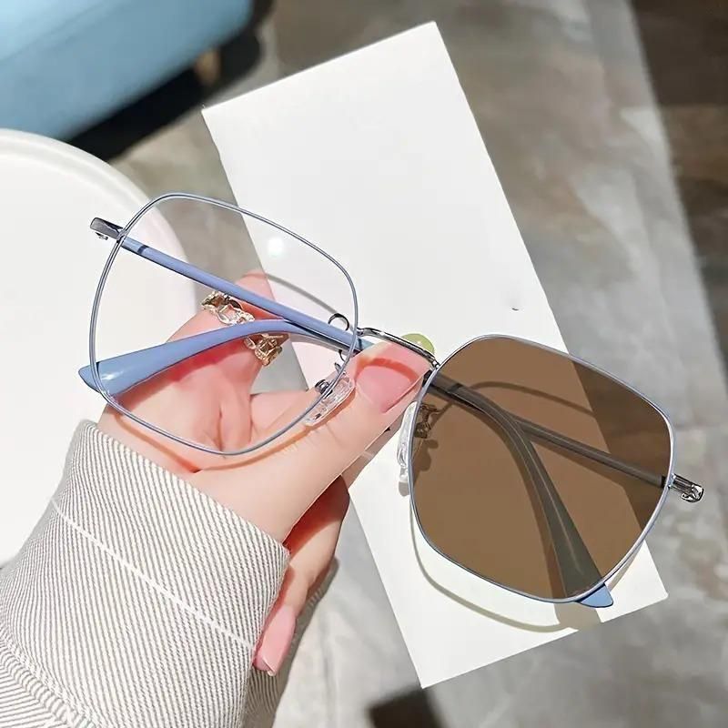 Glamit Photochromic Color Changing Sun Glasses