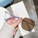 Glamit Photochromic Color Changing Sun Glasses