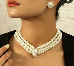 Slaybuzz Pearl Necklace